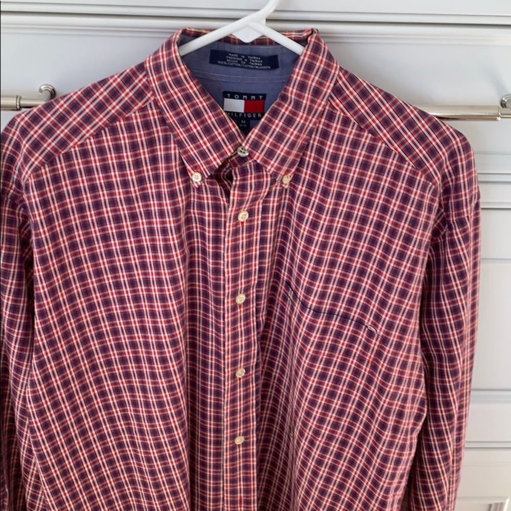 Tommy Hilfiger med runs full button down red/blue